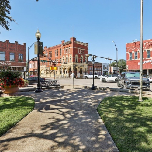 Vibrant community life with a variety of dining options street view of buildings